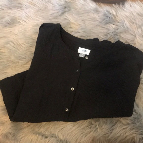 Black Old-Navy Button-Up T-Shirt - Picture 1 of 3